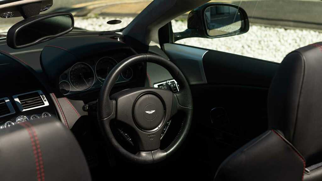 Aston Martin DBS Dbs V12 22 Silver #37
