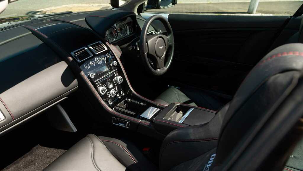 Aston Martin DBS Dbs V12 22 Silver #39