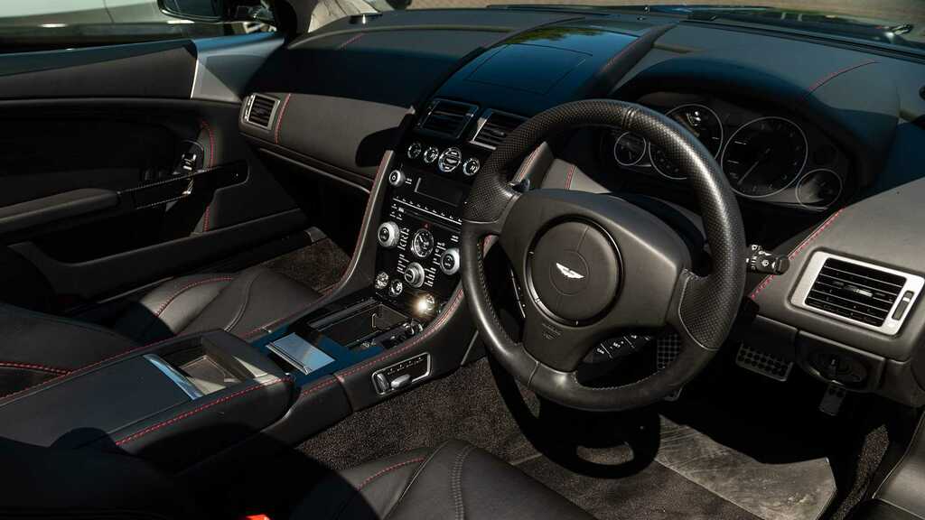 Aston Martin DBS V12 Volante Touchtronic 2011 Black #3
