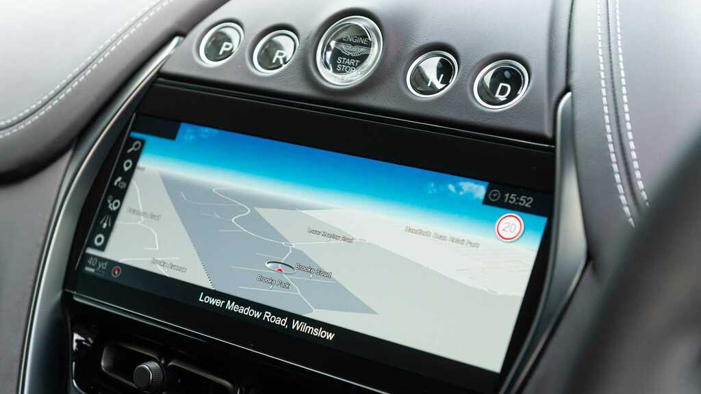 Aston Martin DBX V8 Dbx707 Touchtronic Blue #30