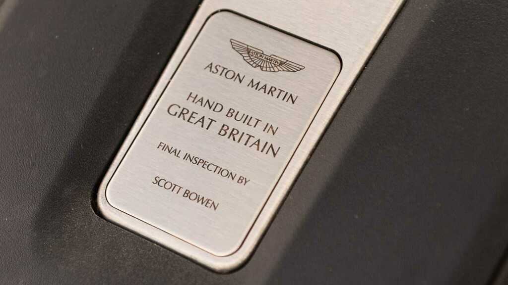 Aston Martin DBX V8 Dbx707 Touchtronic Blue #40