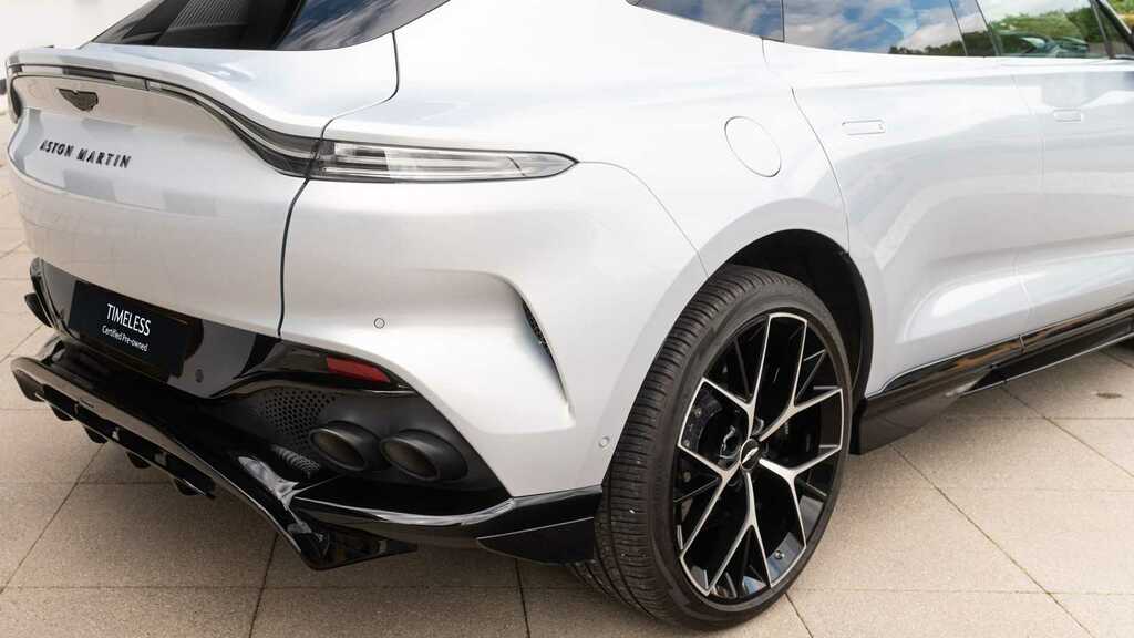 Aston Martin DBX V8 Dbx707 Touchtronic Blue #18