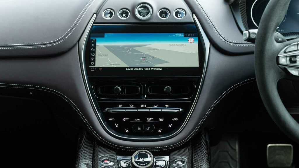 Aston Martin DBX V8 Dbx707 Touchtronic Blue #24