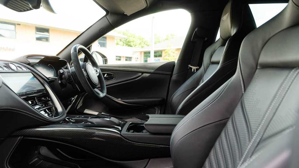 Aston Martin DBX V8 Dbx707 Touchtronic Blue #38