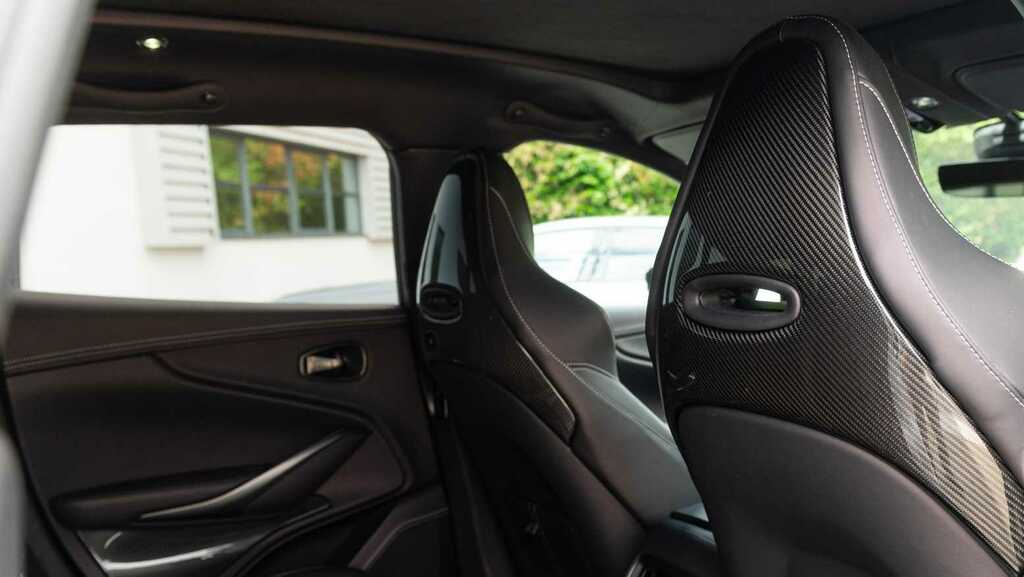 Aston Martin DBX V8 Dbx707 Touchtronic Blue #21