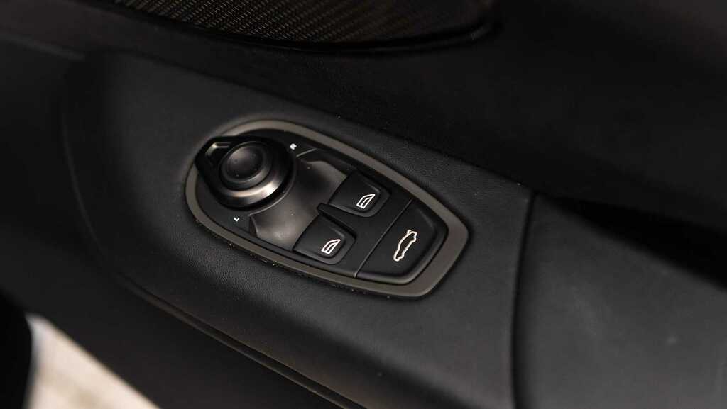 Aston Martin Vantage 4.0 V8 Euro 6 Black #24