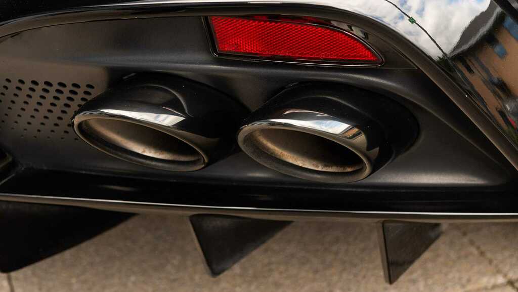 Aston Martin Vantage 4.0 V8 Euro 6 Black #18