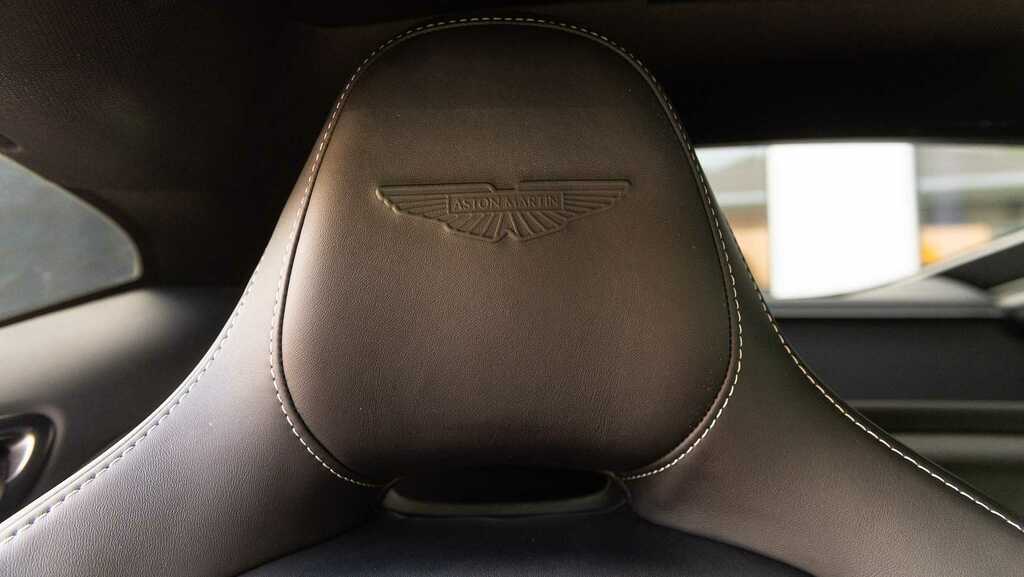 Aston Martin Vantage V8 2025 Grey #4