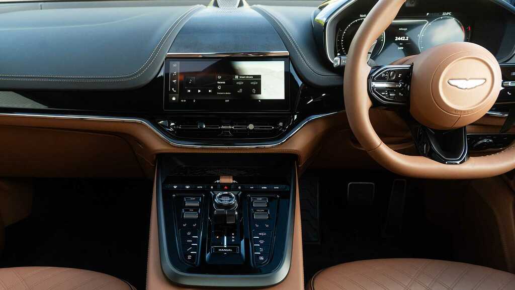 Aston Martin DBX V8 Dbx707 Touchtronic FJ75XOO Black #25