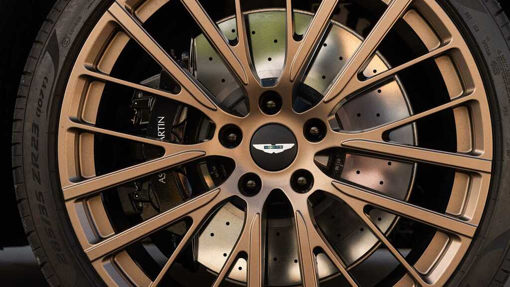 Aston Martin DBX V8 Dbx707 Touchtronic FJ75XOO Black #15