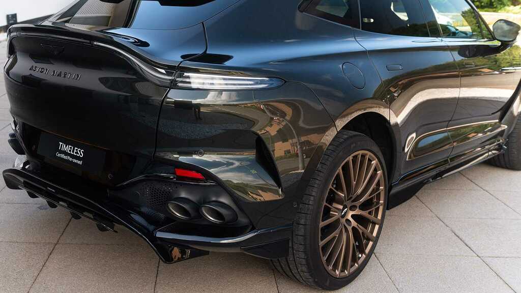 Aston Martin DBX V8 Dbx707 Touchtronic FJ75XOO Black #19