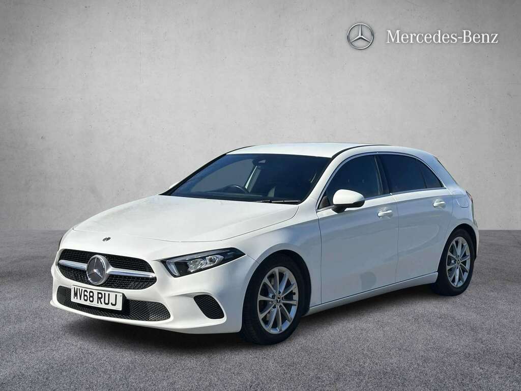 Mercedes-Benz A Class A200 Sport 2018 MV68RUJ White #5