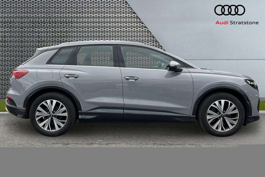 Audi Q4 E Tron 150Kw 40 82Kwh Sport 2023 Grey #4