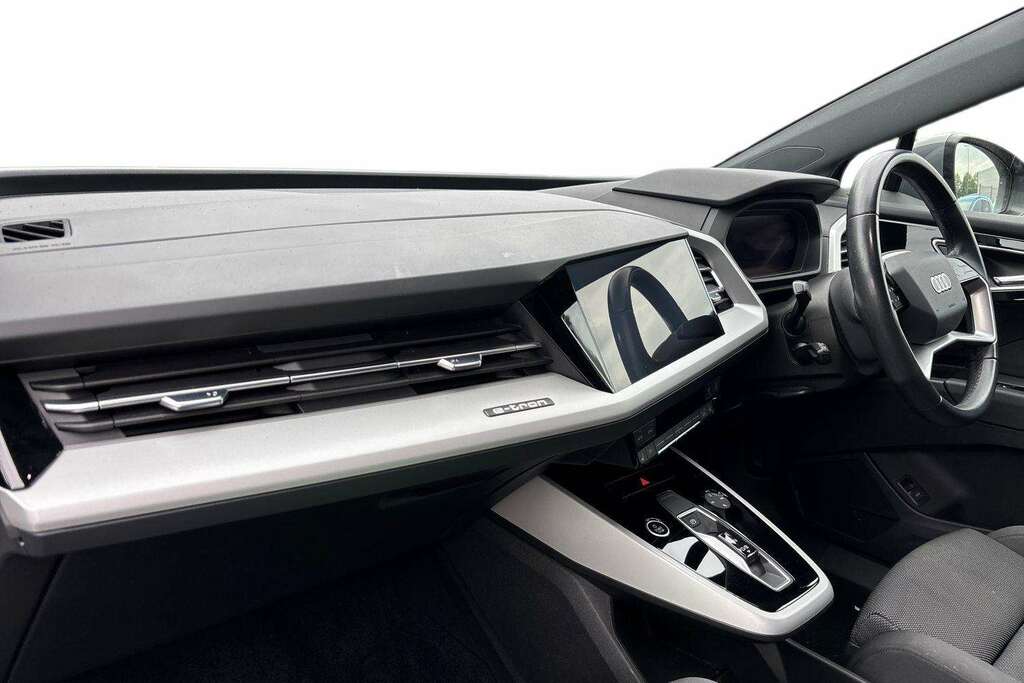 Audi Q4 E Tron 150Kw 40 82Kwh Sport 2023 Grey #2