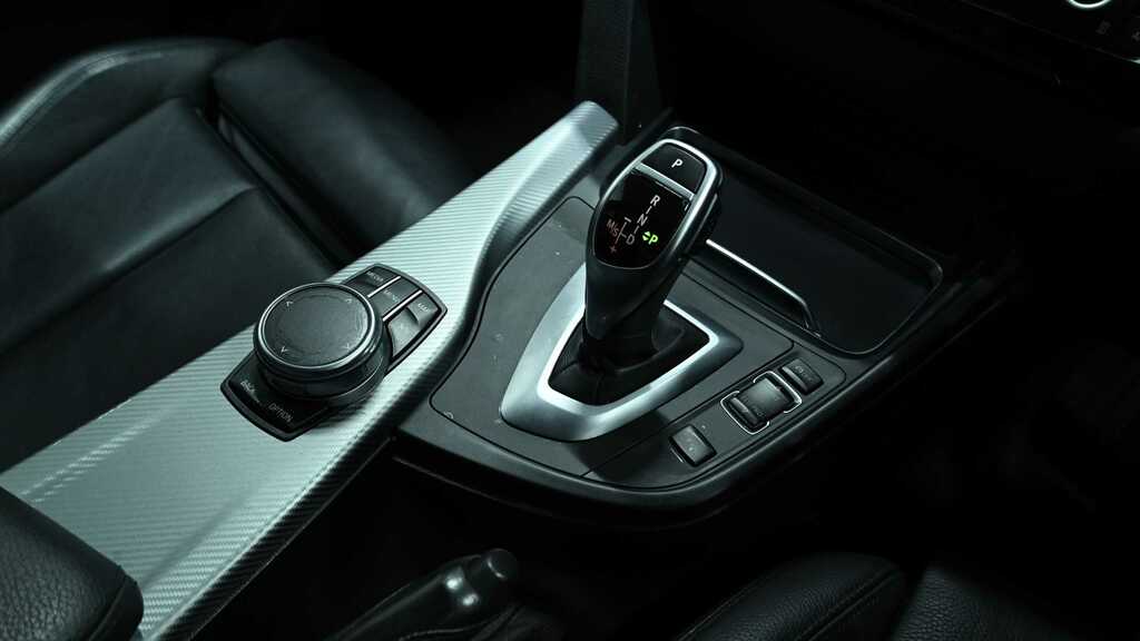 BMW 3 Series M Sport Blue #10