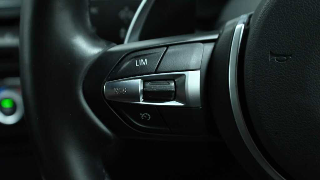 BMW 3 Series M Sport Blue #16