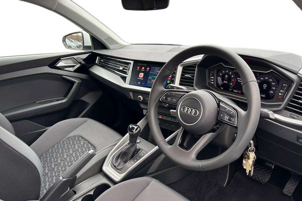 Audi A1 25 Tfsi Sport S Tronic 2026 KV26PZB White #6