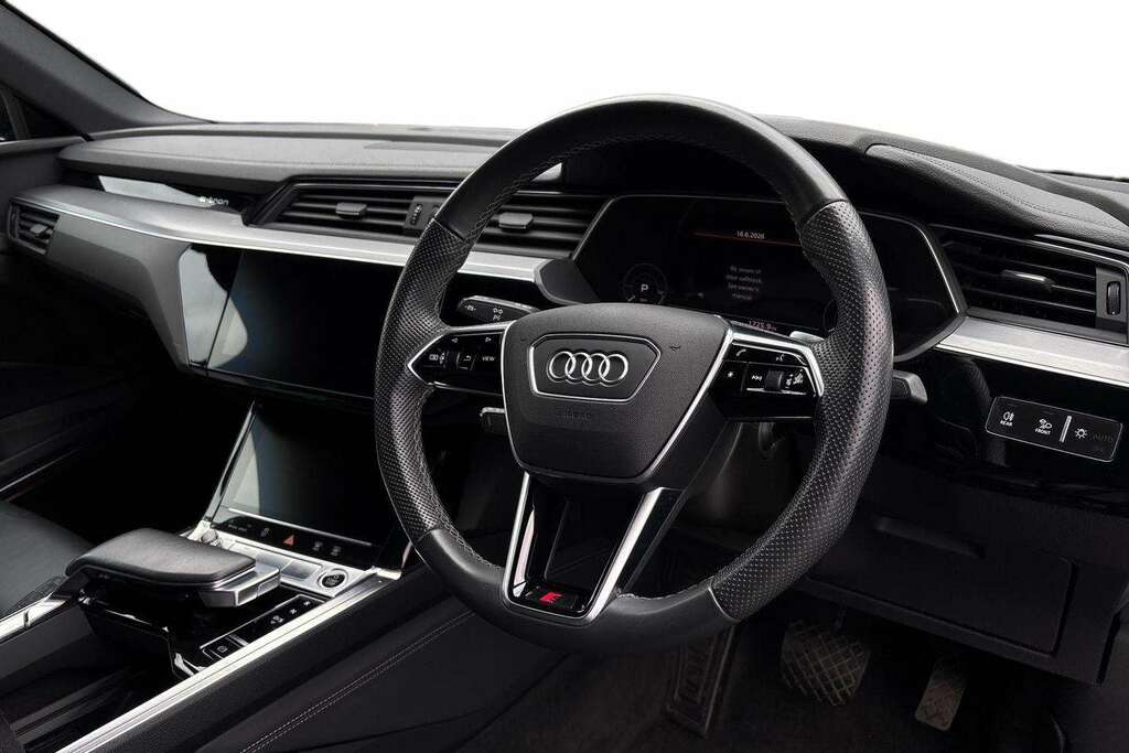 Audi E-tron 300Kw 55 Quattro 95Kwh S Line 2021 Black #6