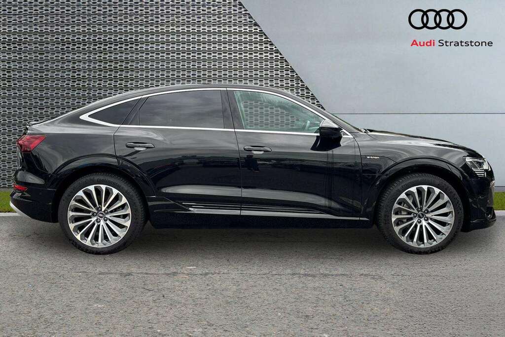 Audi E-tron 300Kw 55 Quattro 95Kwh S Line 2021 Black #4