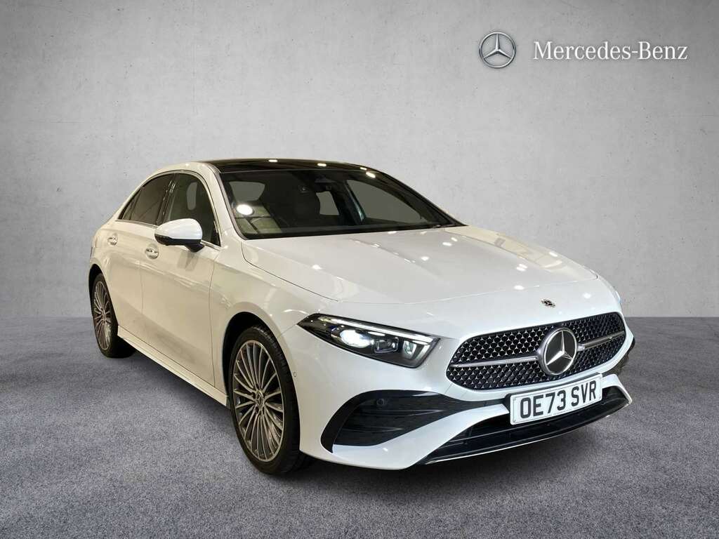Mercedes-Benz A Class A250e Amg Line Premium Plus 2023 White