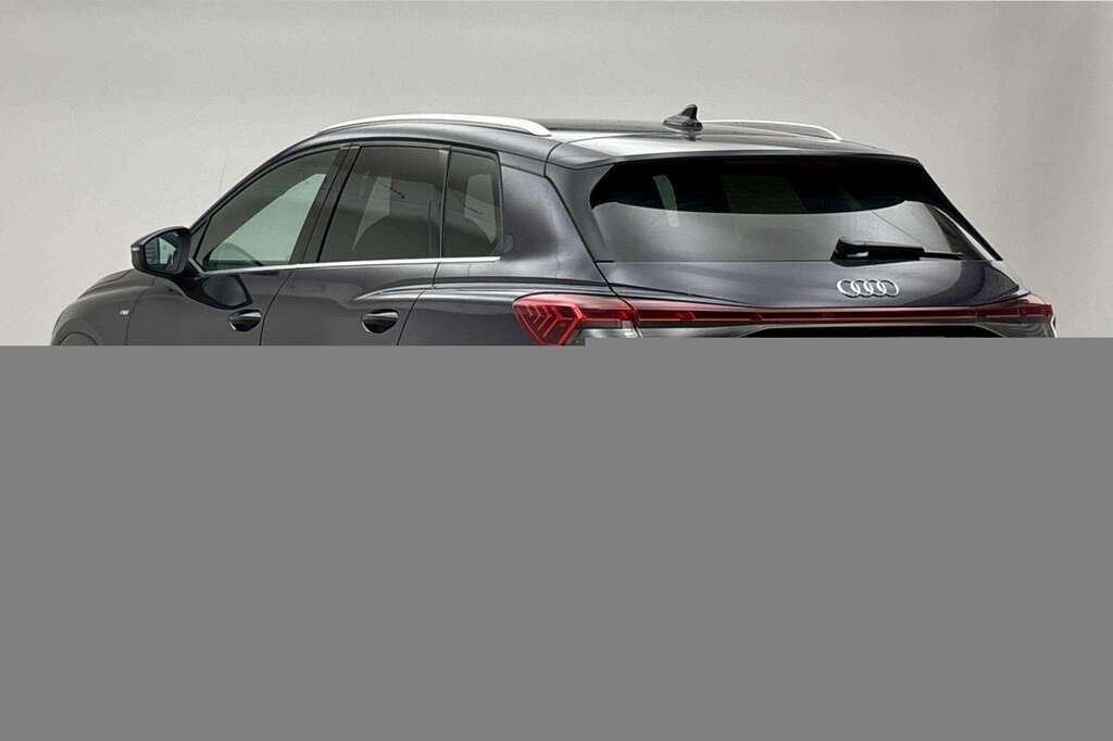 Audi Q4 E Tron 150Kw 40 82Kwh S Line 2023 Purple #3