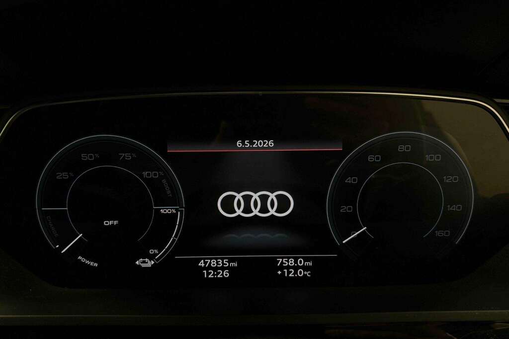 Audi E-tron 300Kw 55 Quattro 95Kwh S Line White #9