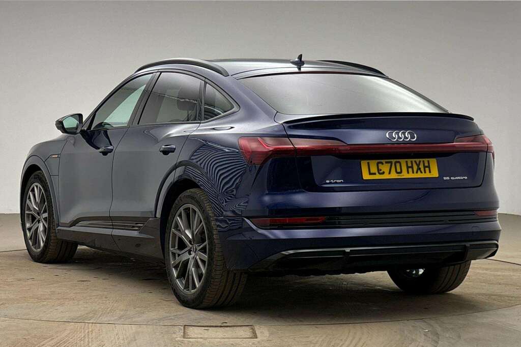 Audi E-tron 300Kw 55 Quattro 95Kwh Launch Edition 202 Blue #3