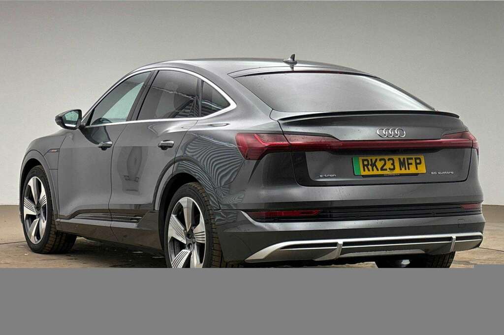 Audi E-tron 300Kw 55 Quattro 95Kwh S Line 2023 Grey #3