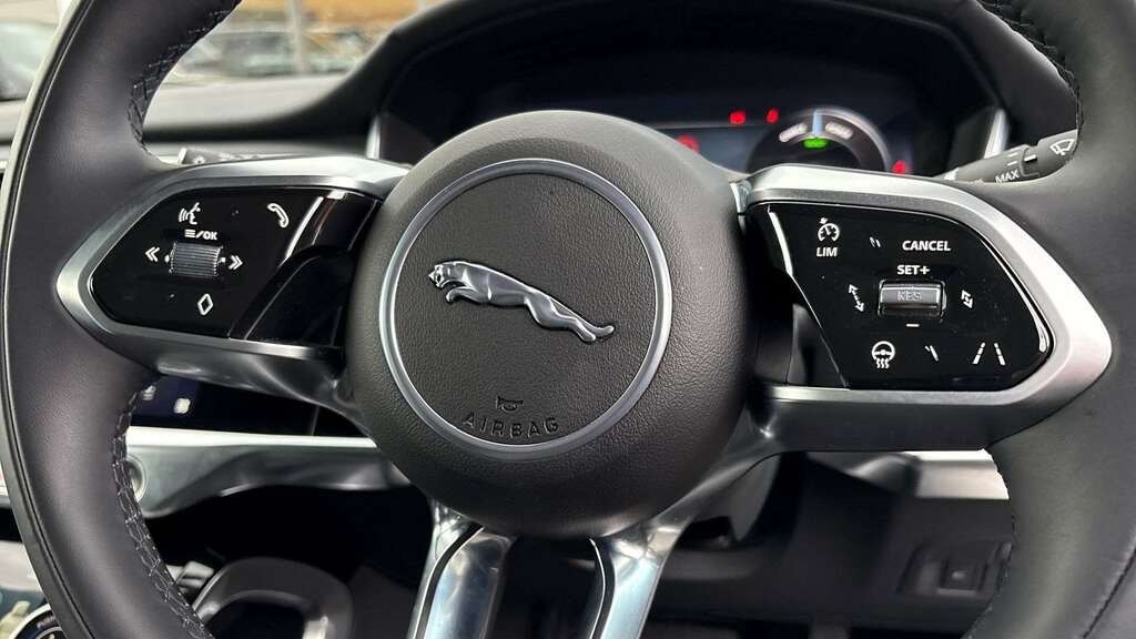 Jaguar I-Pace Ev400 90Kwh 11Kw Charger Hse White #29