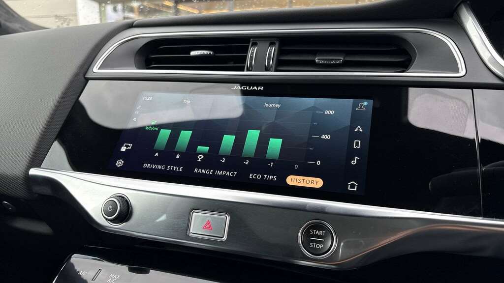Jaguar I-Pace Ev400 90Kwh 11Kw Charger Hse White #34