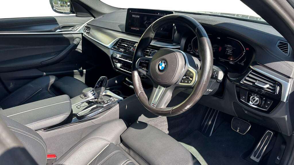 BMW 5 Series 520D Mht M Sport Step 2023 Grey #6