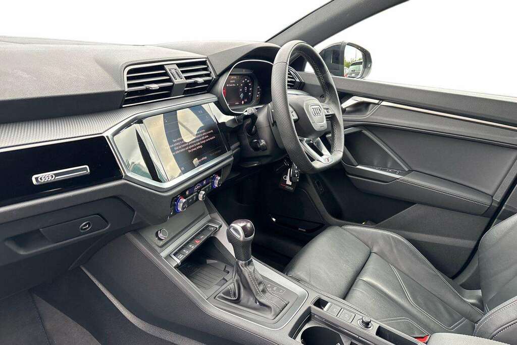 Audi Q3 35 Tfsi Black Edition S Tronic 20 Alloy 202 MV74LZE Grey #2