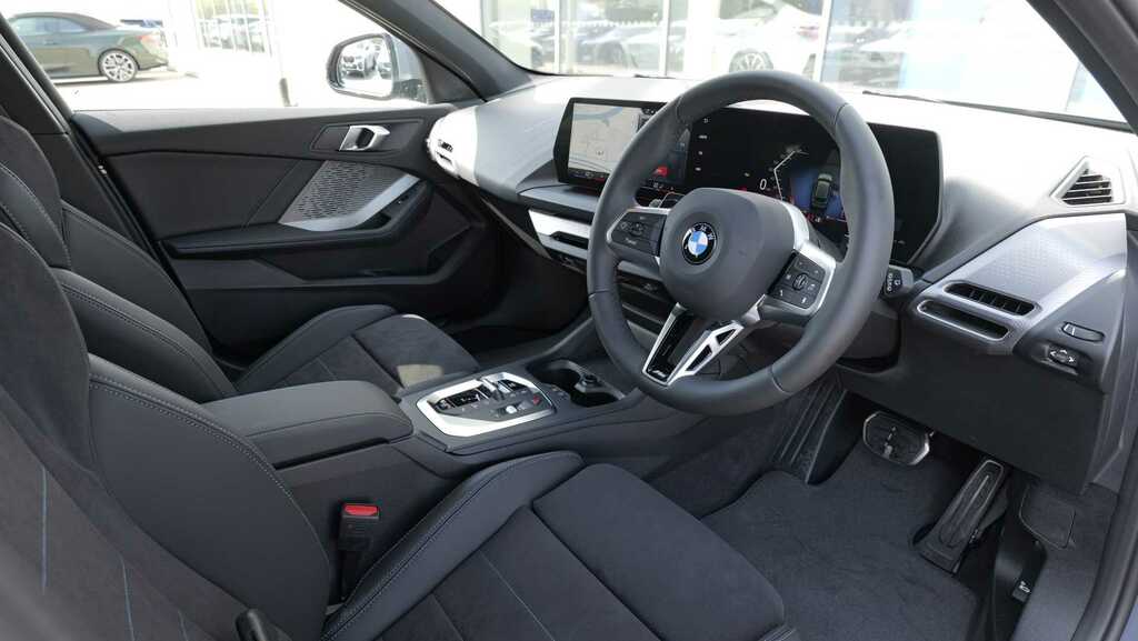 BMW 1 Series 120 M Sport Step 2026 YX26EHZ #6