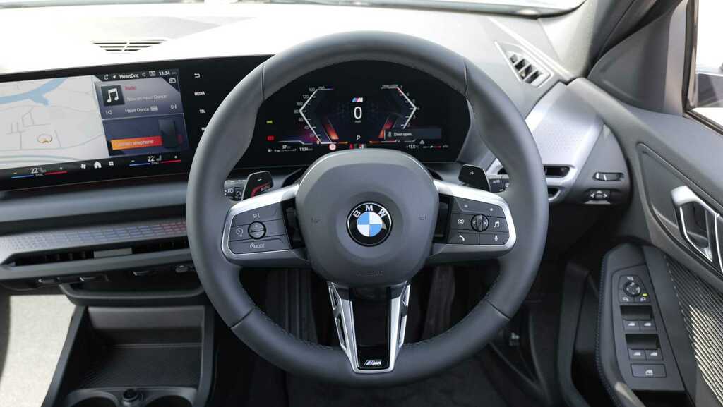 BMW 1 Series 120 M Sport Step 2026 YX26EHZ #5