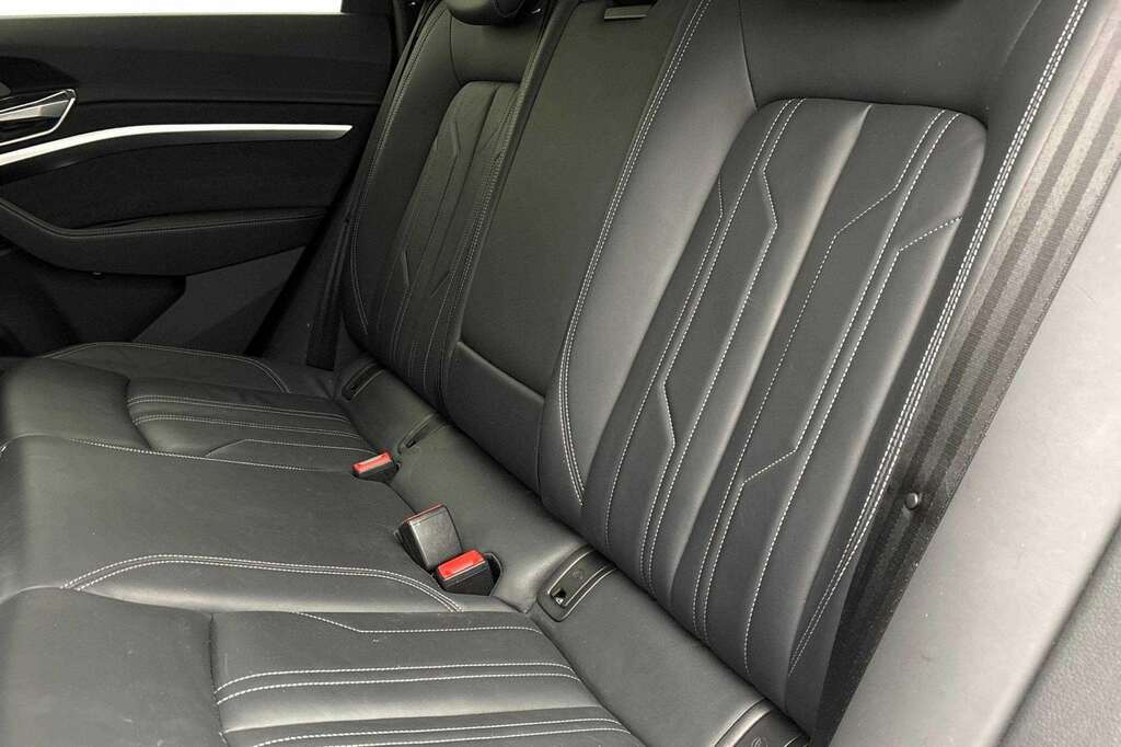 Audi Q8 e tron 250Kw 50 Quattro 95Kwh Black Edition 2023 Grey #6
