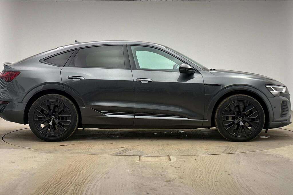 Audi Q8 e tron 250Kw 50 Quattro 95Kwh Black Edition 2023 Grey #3
