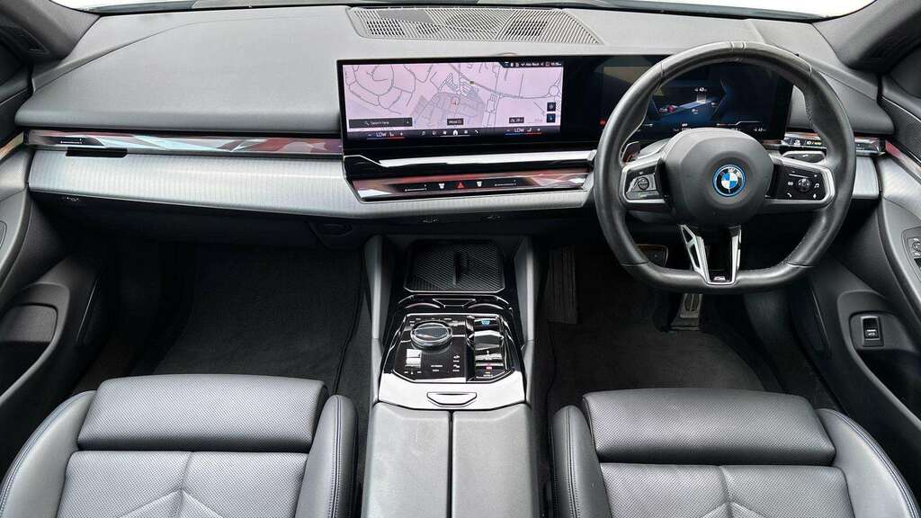 BMW i5 250Kw Edrive40 M Sport Pro 84Kwh 2024 Grey #5