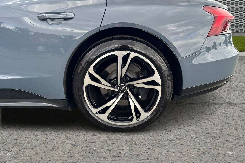 Audi E Tron GT Audi Quattro 350,00 Kw  #9