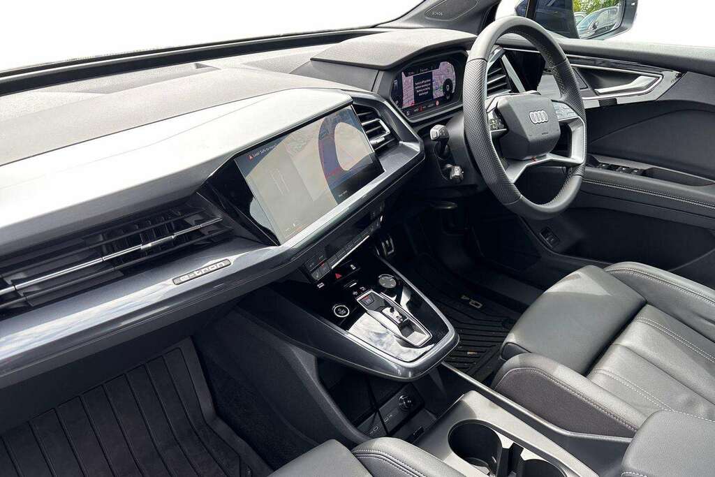 Audi Q4 E Tron 210Kw 45 82Kwh S Line Leather 2026 Blue #2