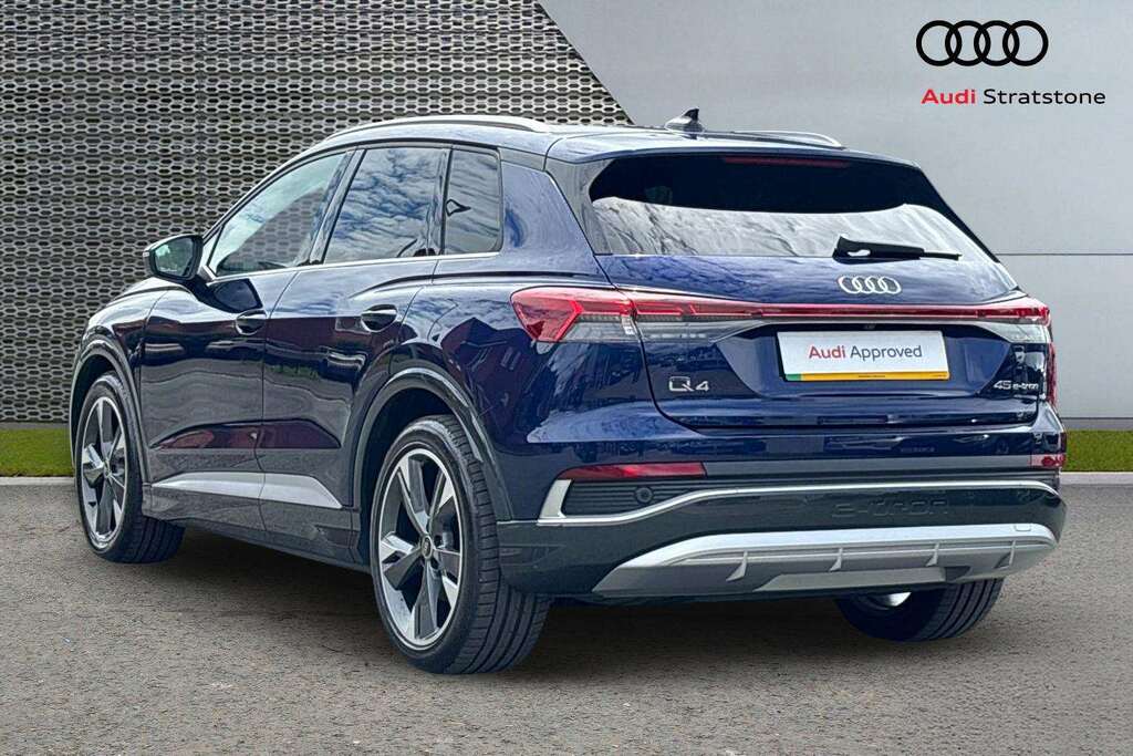 Audi Q4 E Tron 210Kw 45 82Kwh S Line Leather 2026 Blue #3