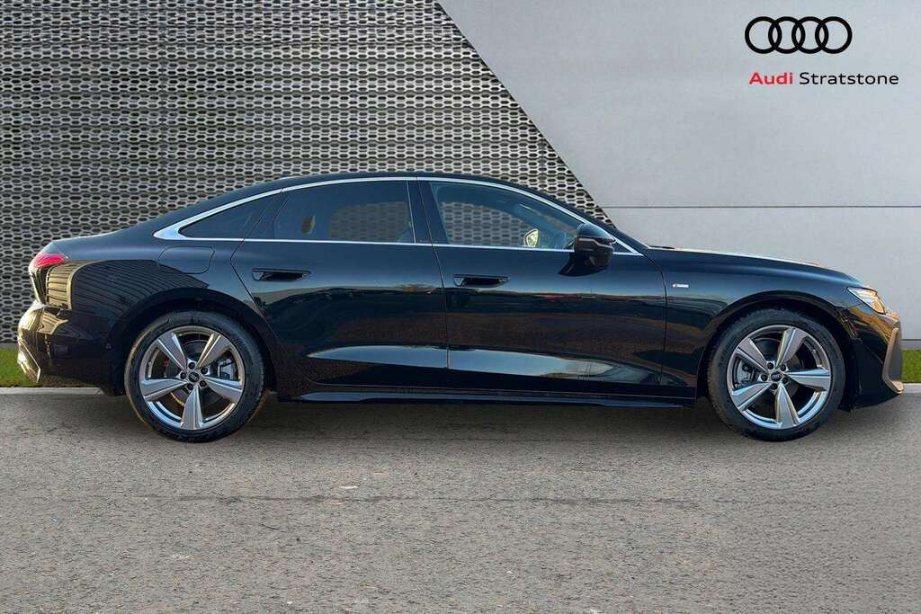 Audi A6 2.0 Tfsi 204 S Line S Tronic 2026 Black #3