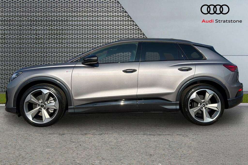 Audi Q4 E Tron 210Kw 45 Quattro 82Kwh Black Edition 2026 Grey #6