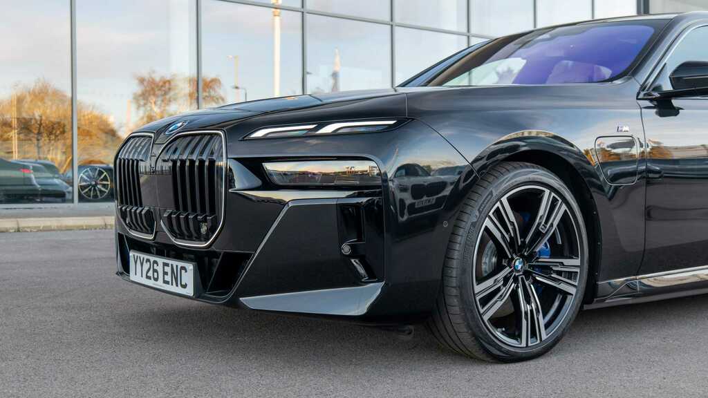 BMW 7 Series 750E Xdrive M Sport 2026 Black #5