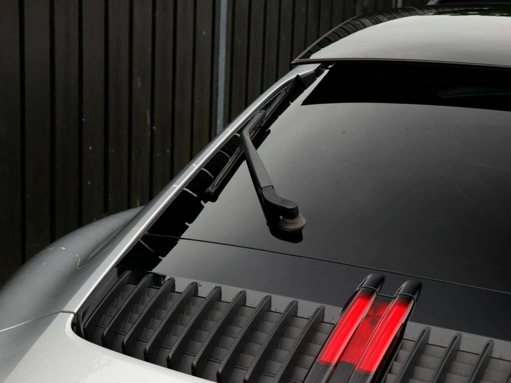 Porsche 911 911 Carrera 4S Black #28