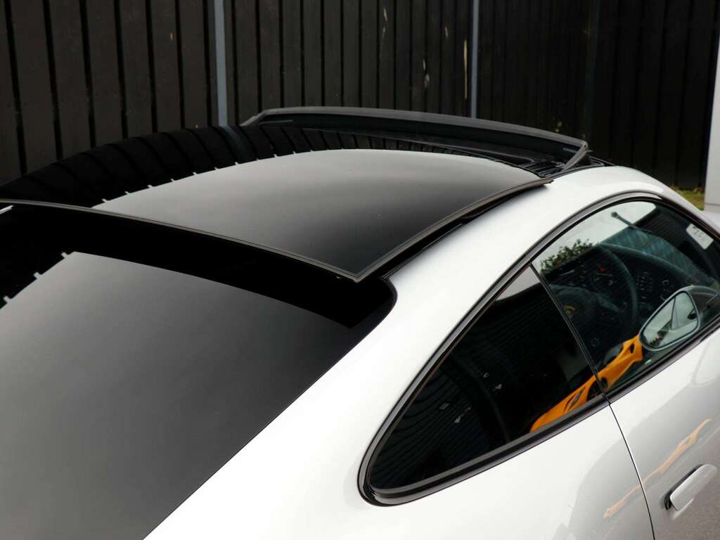 Porsche 911 911 Carrera 4S Black #29