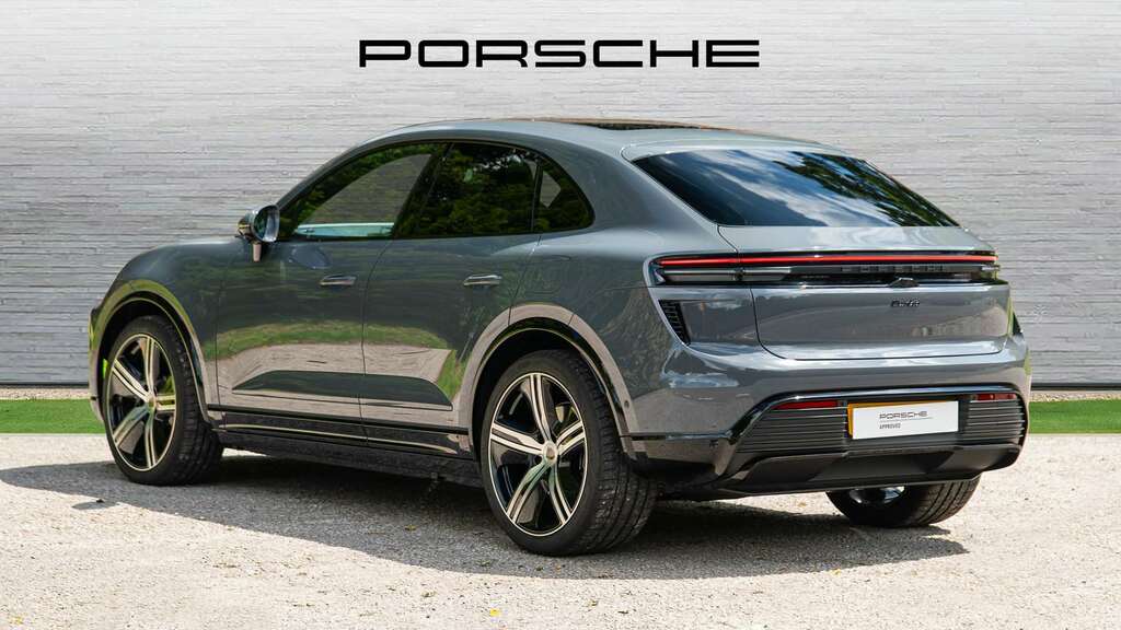 Porsche Macan Turbo 2026 Grey #4