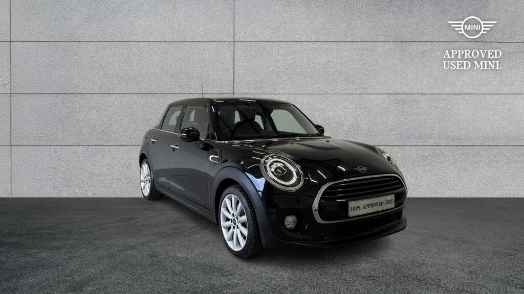 Mini Hatch 1.5 Cooper D II Step Chilinav Pack 20 Black