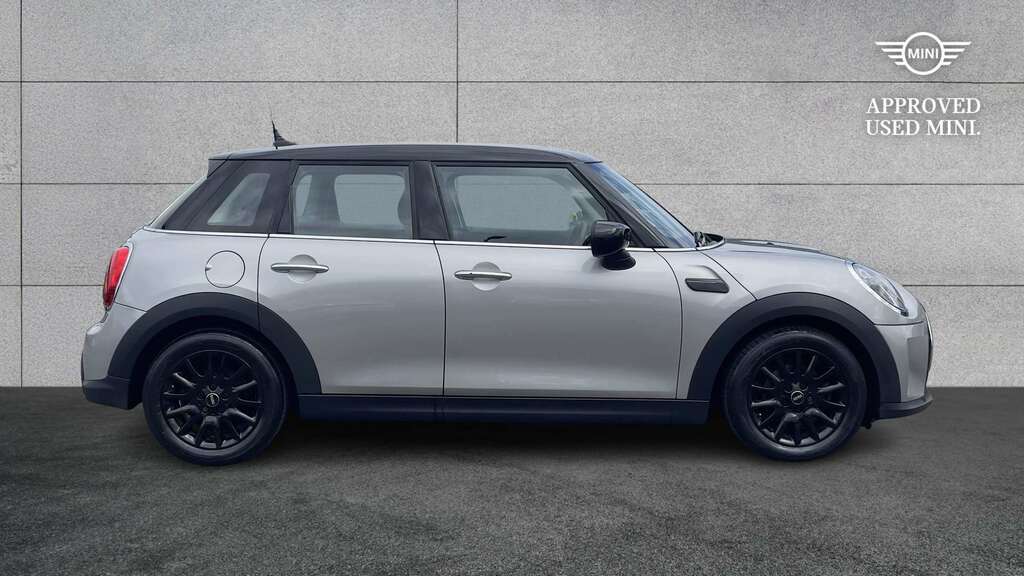 Mini Hatch 1.5 Cooper Classic II 2023 Silver #2