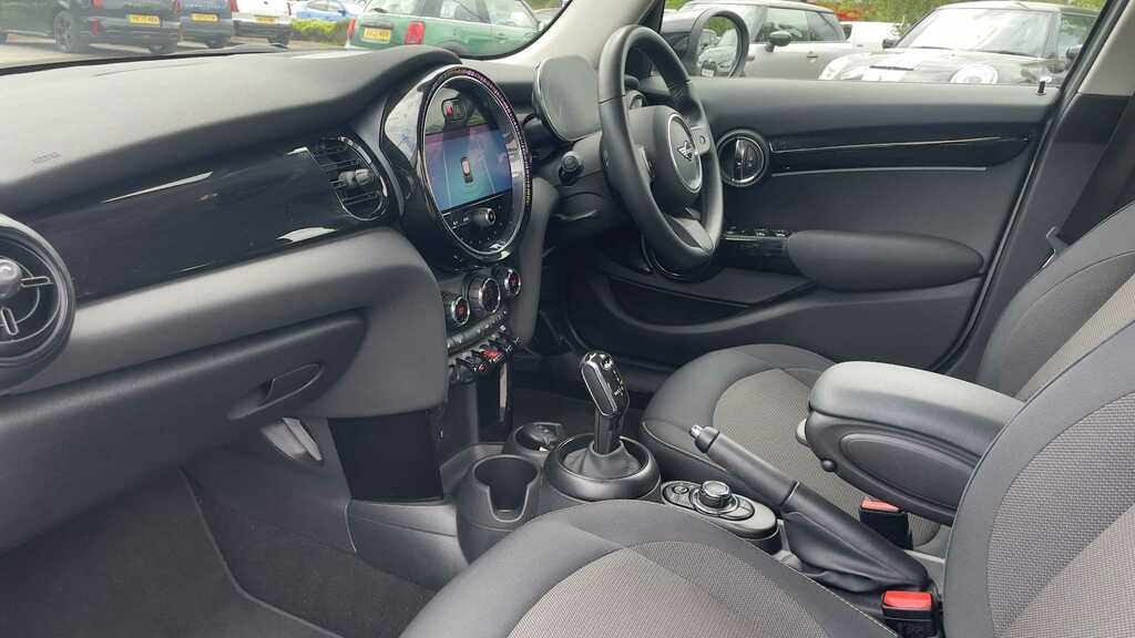 Mini Hatch 1.5 Cooper Classic II 2023 Silver #5