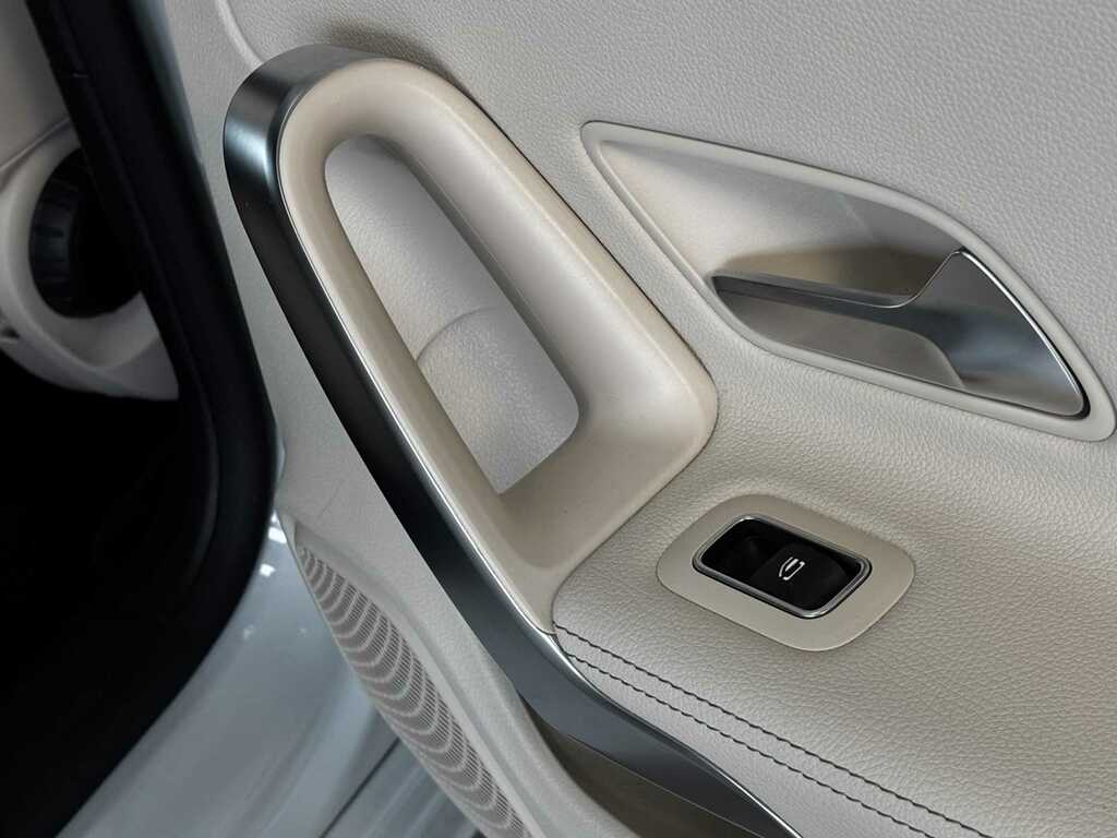 Mercedes-Benz A Class Amg A 35 4Matic Premium White #21